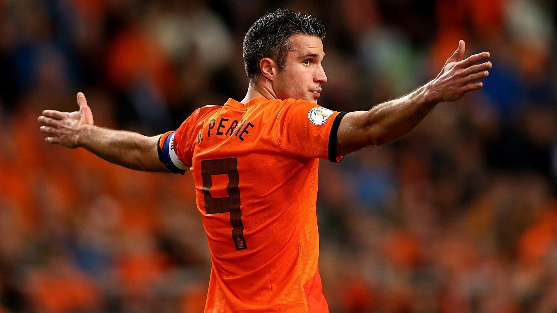 中超联赛热度回升为联赛商业价值带来新机遇，中超职业联赛