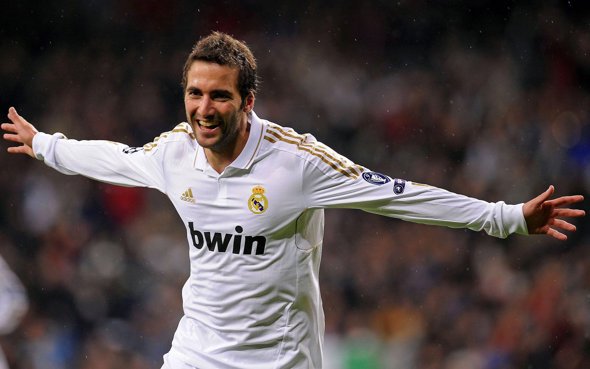 俱乐部举办足球嘉年华扩大青少年参与度与影响力，足球嘉年华策划方案