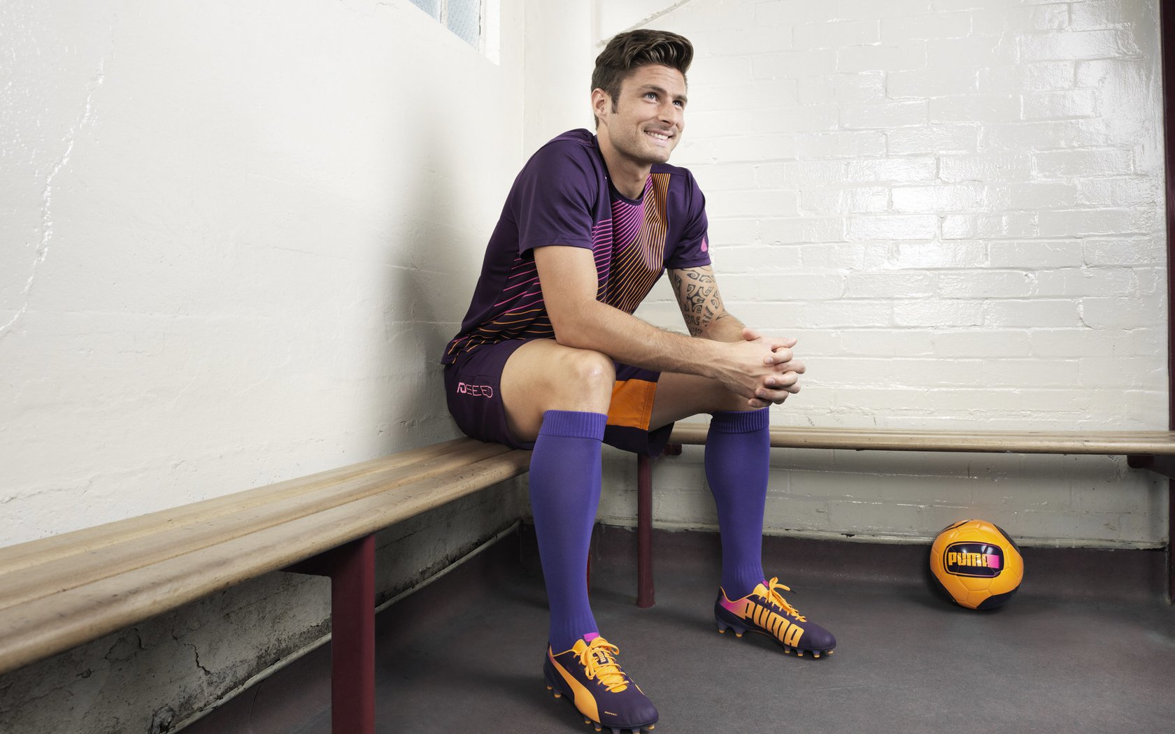 球迷自制视频走红社交平台，提升联赛话题度，球星素材视频